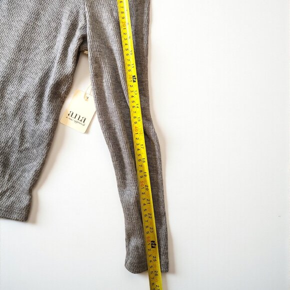 NWT a.n.a. Square Neck Ribbed Knit Top–Heather Gray Soft Romantic Long Sleeve L - Picture 8 of 11